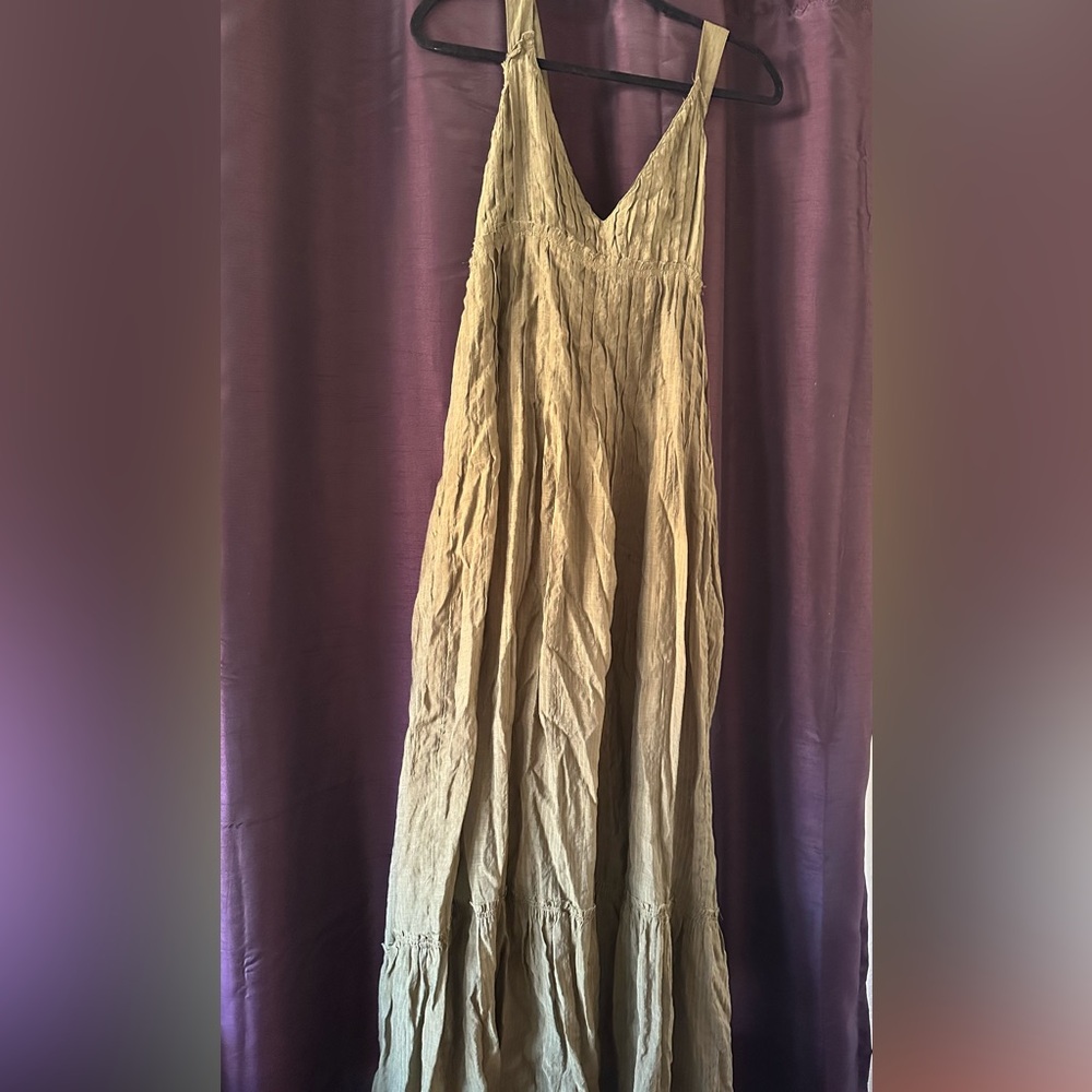 NWT: Casual Olive Free People